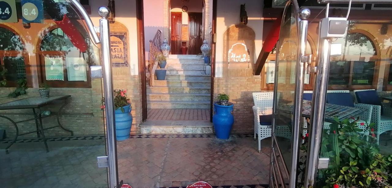 Hotel Pasta Plaza à Assilah Extérieur photo