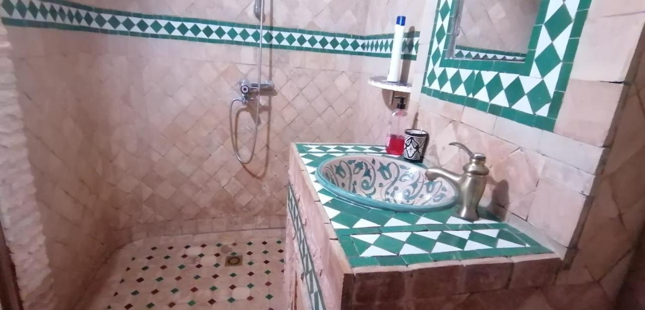 Hotel Pasta Plaza à Assilah Chambre photo