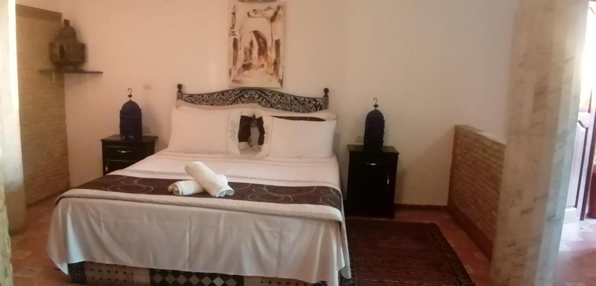 Hotel Pasta Plaza à Assilah Chambre photo