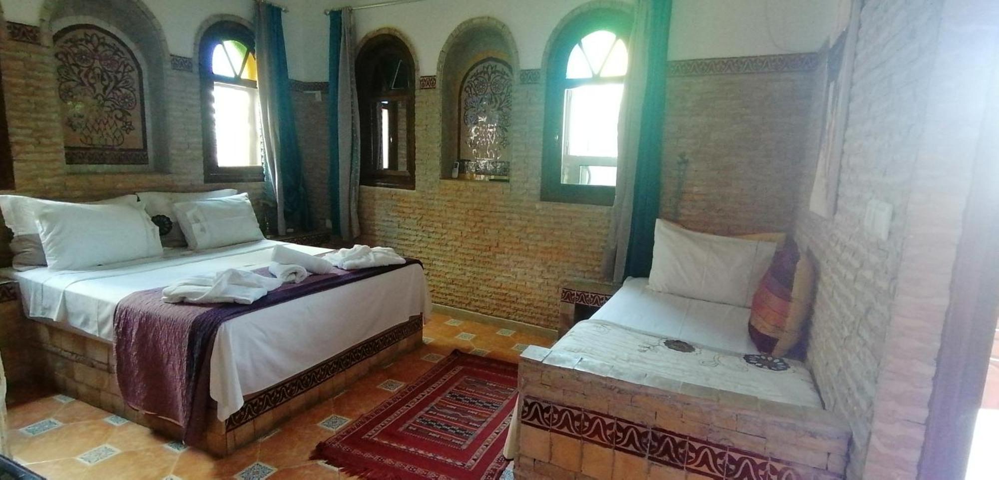 Hotel Pasta Plaza à Assilah Chambre photo