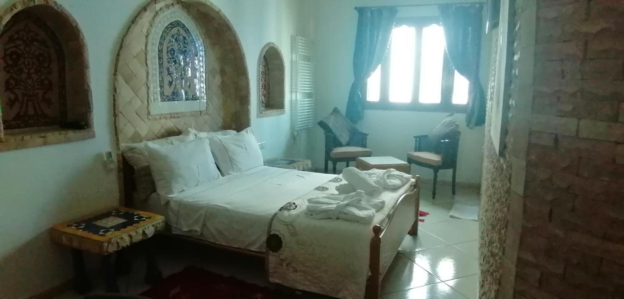 Hotel Pasta Plaza à Assilah Chambre photo