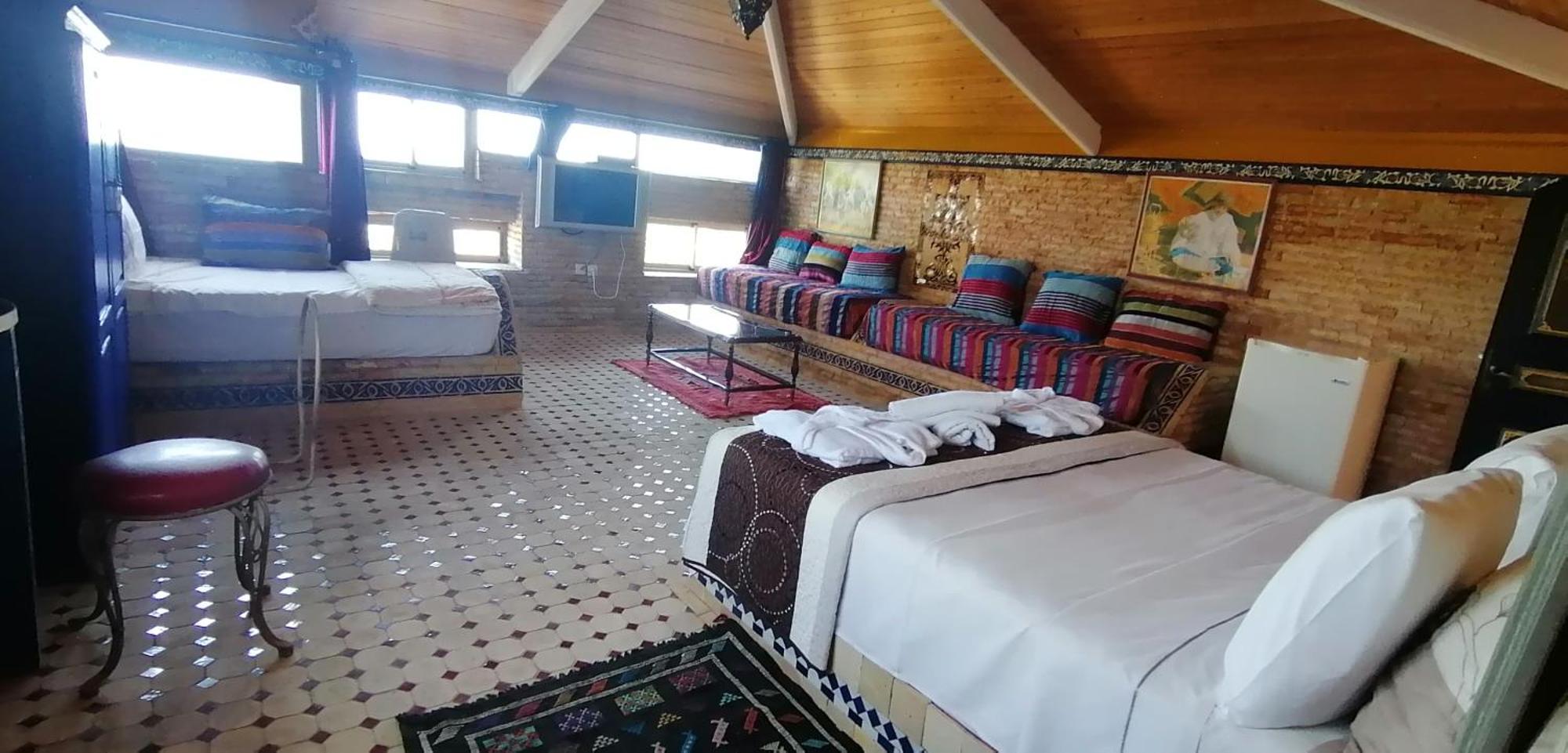 Hotel Pasta Plaza à Assilah Chambre photo