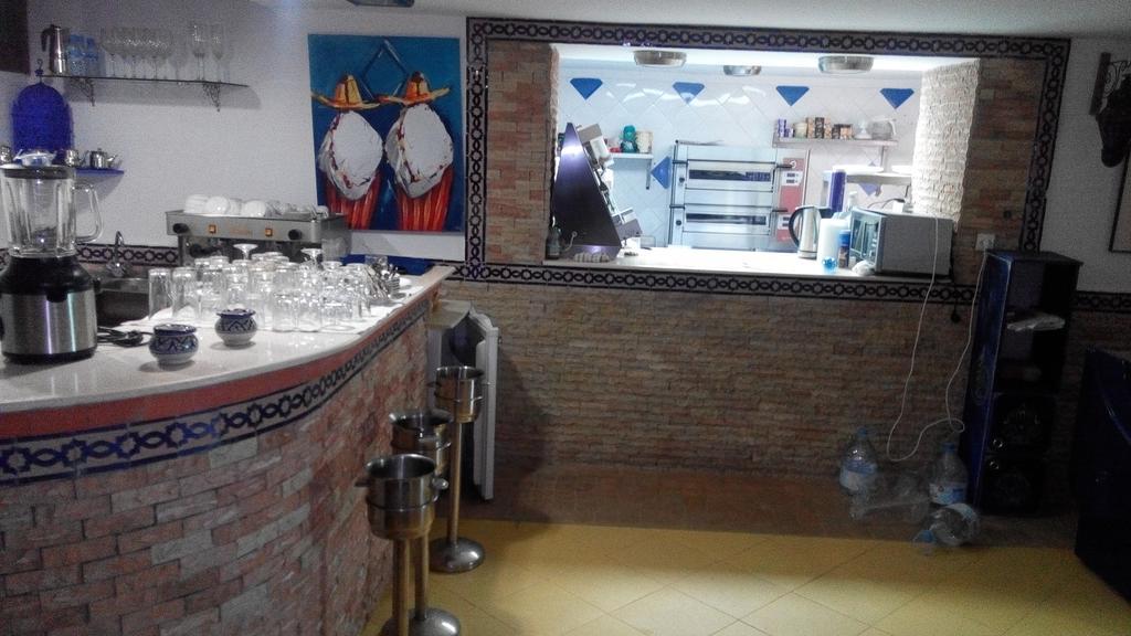 Hotel Pasta Plaza à Assilah Extérieur photo