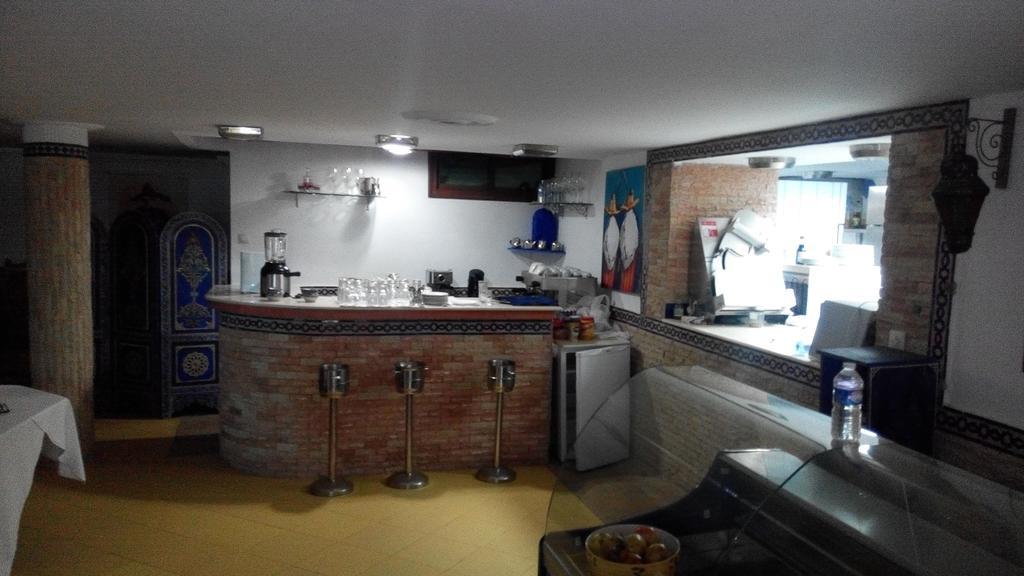 Hotel Pasta Plaza à Assilah Extérieur photo