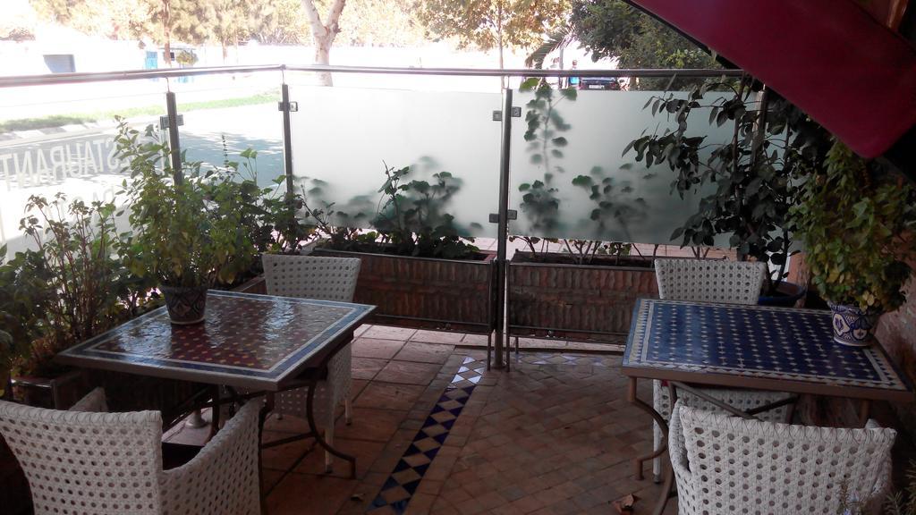 Hotel Pasta Plaza à Assilah Extérieur photo