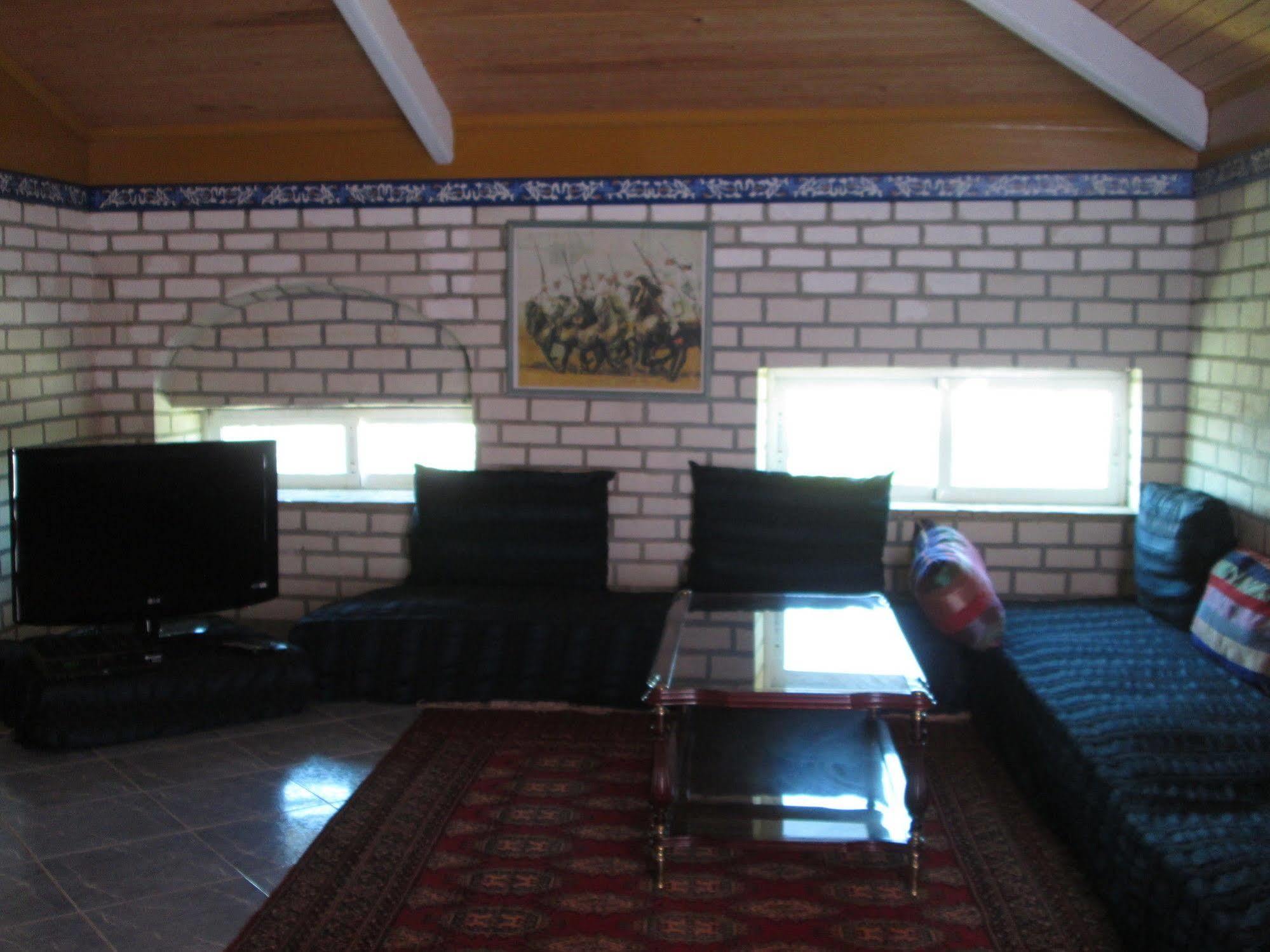 Hotel Pasta Plaza à Assilah Extérieur photo