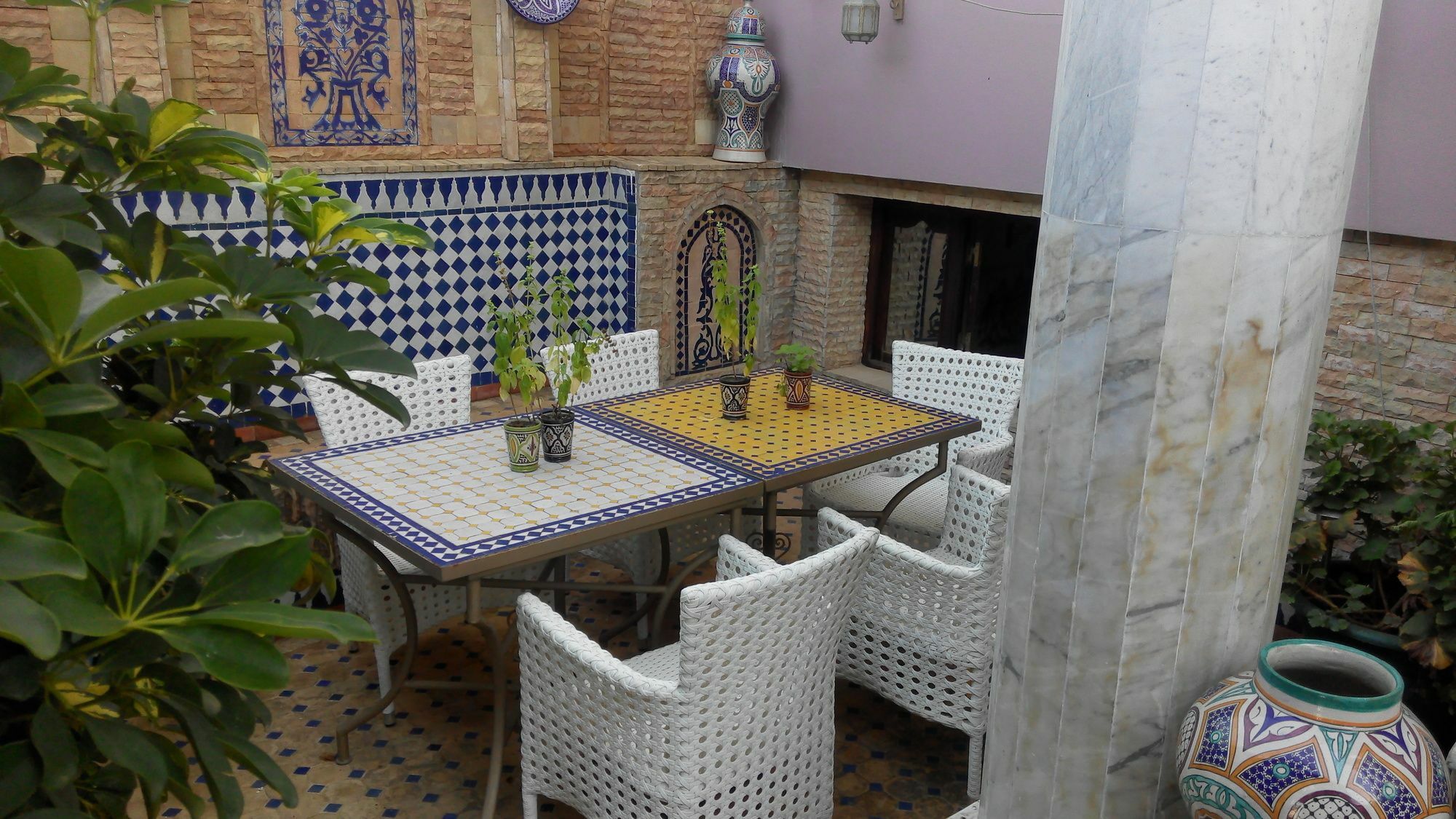Hotel Pasta Plaza à Assilah Extérieur photo